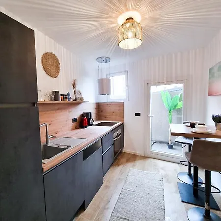 Sofia La Vie Est Belle * Bollendorf